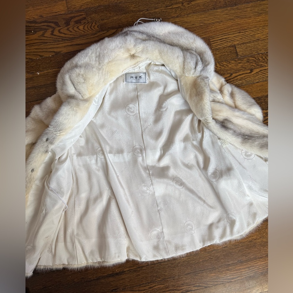 White ivory cream mink fur coat jacket - Picture 7 of 16